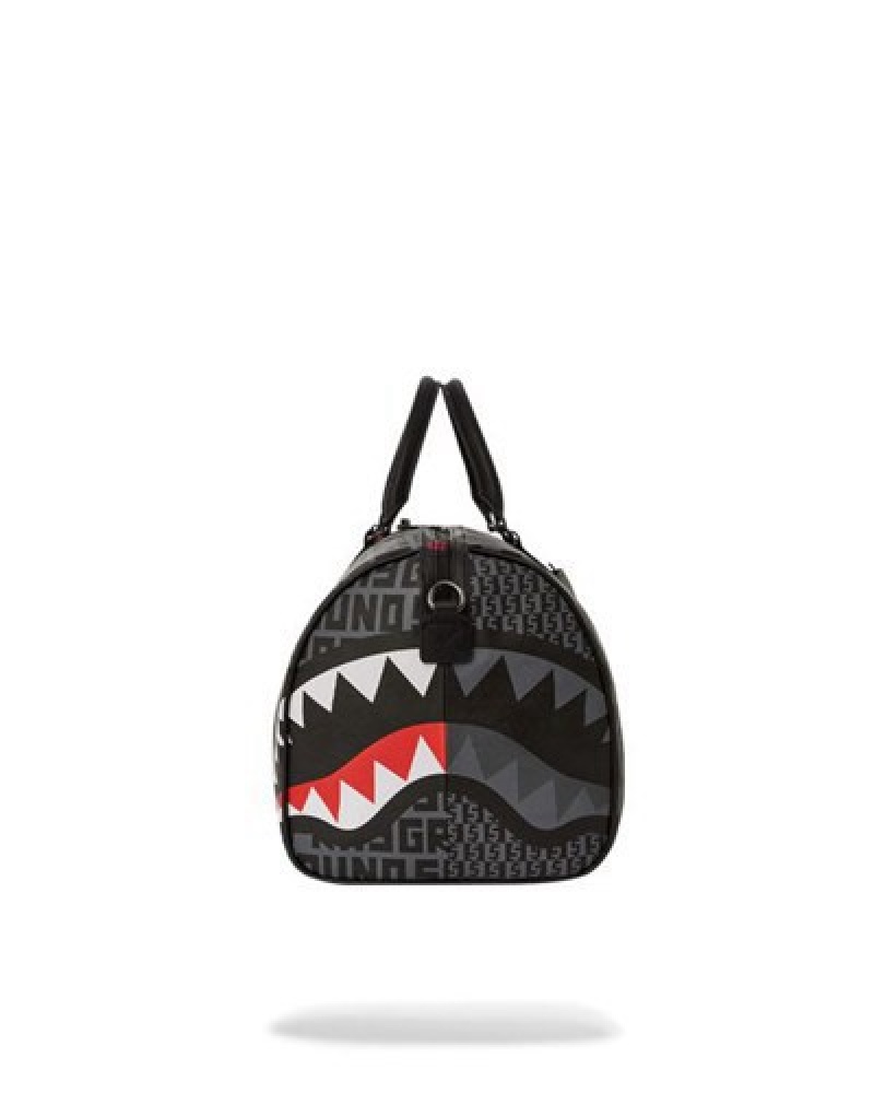 Black Sprayground Sharkfinity Stealth Pilot Duffle Bags | 35890-RTZN