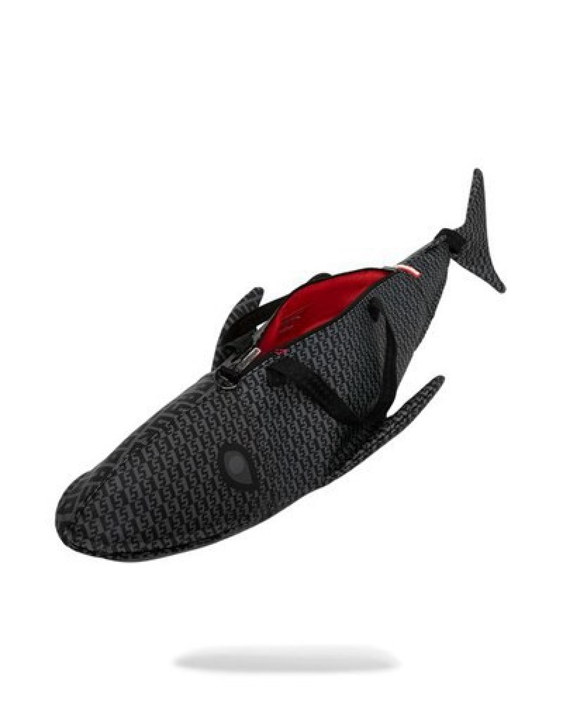 Black Sprayground Sharkfinity Stealth Pilot Shark Shape Duffle Bags | 26803-LVPN