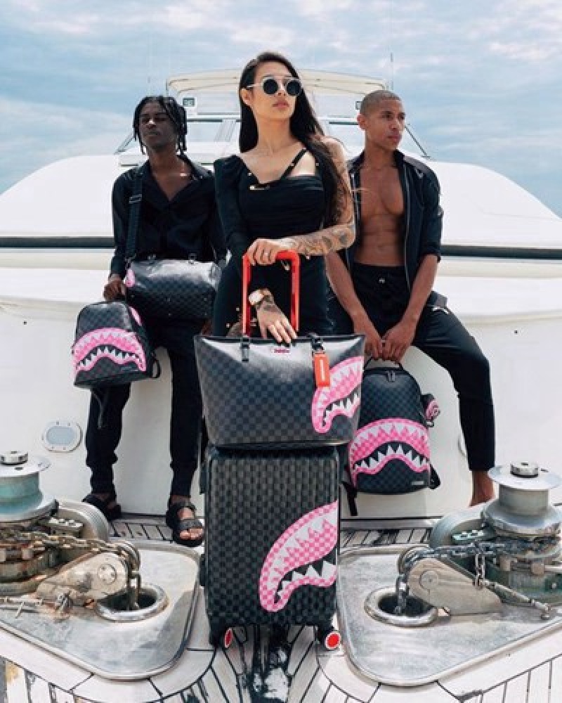 Black Sprayground Sharks In Candy Carry-on Luggage | 09132-WSKQ