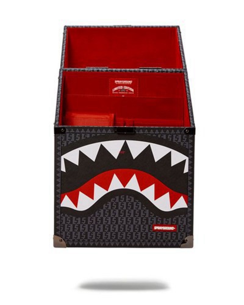 Black Sprayground Spraygatti Revv Chaturanga Shark 1900 Backpacks | 91450-XYIA