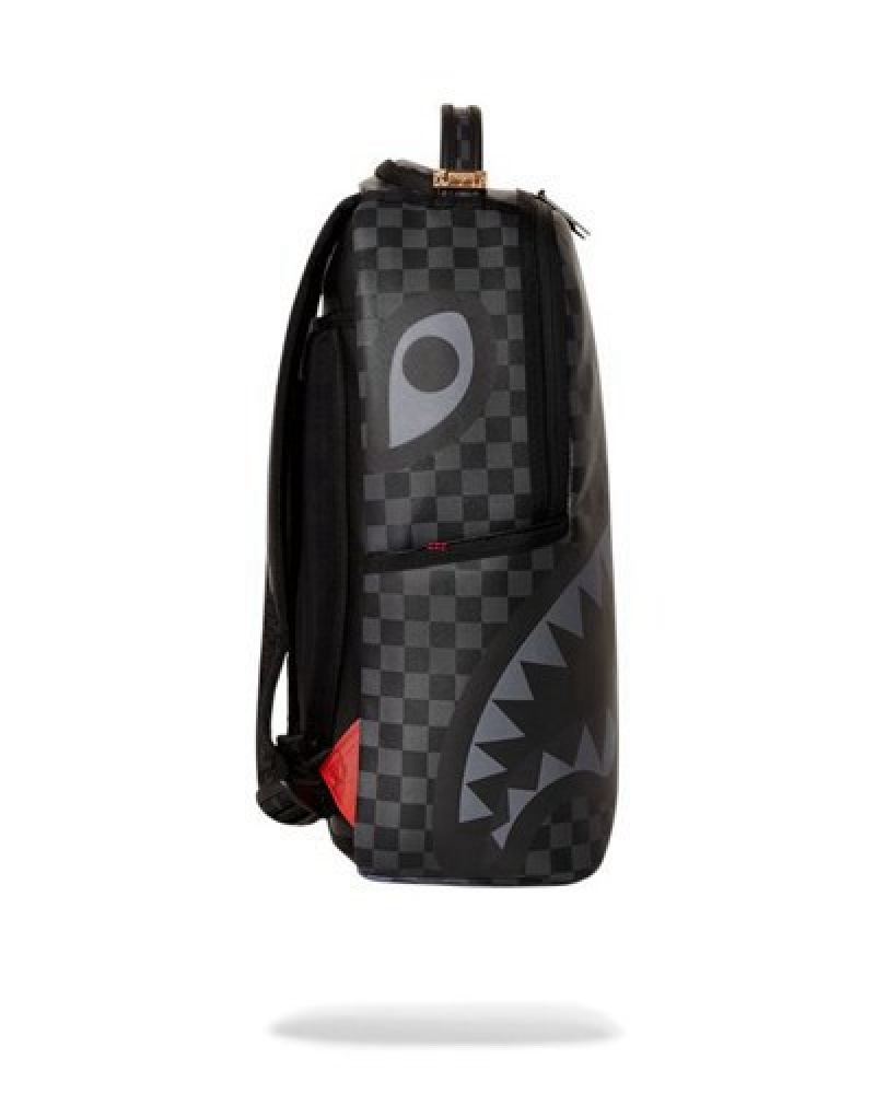 Black Sprayground The Undercurrent (Dlxv) Backpacks | 35461-JMYH