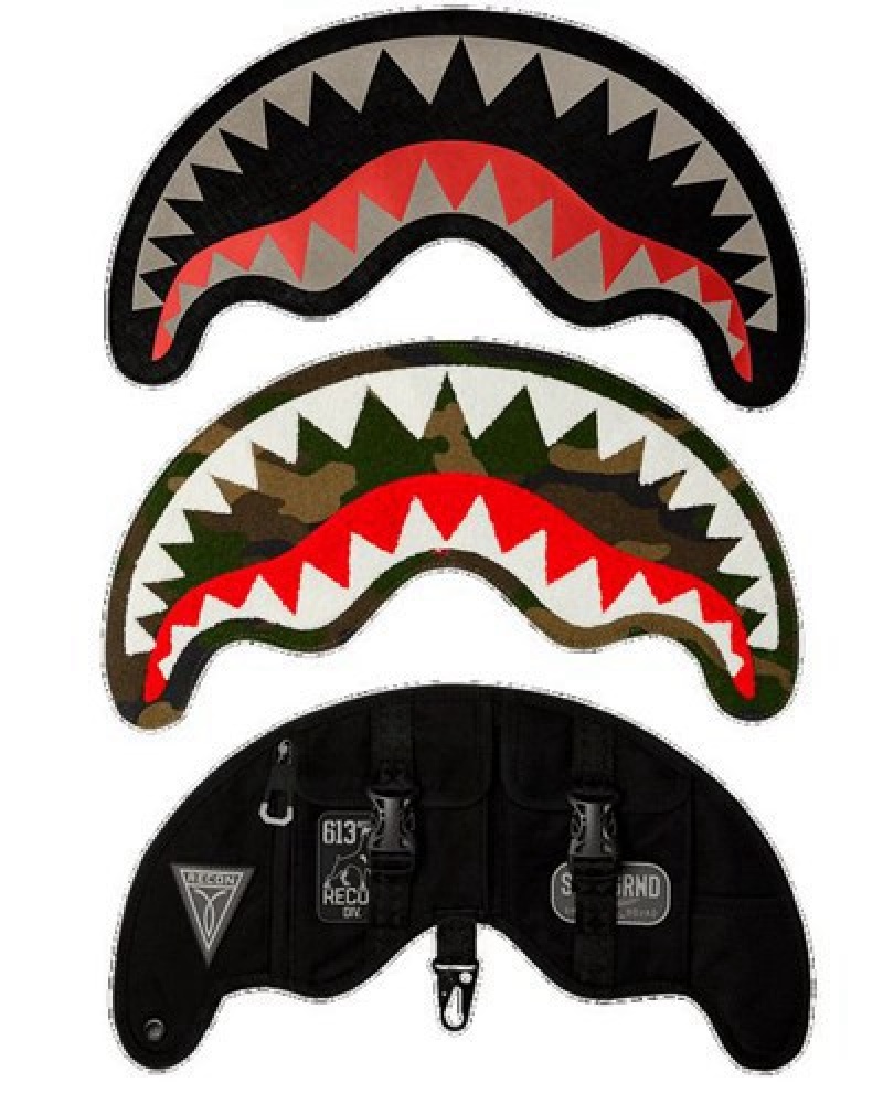 Black Sprayground Velcro Shark - 3 Interchangeable Sharks (Dlxv) Backpacks | 93420-VZEX