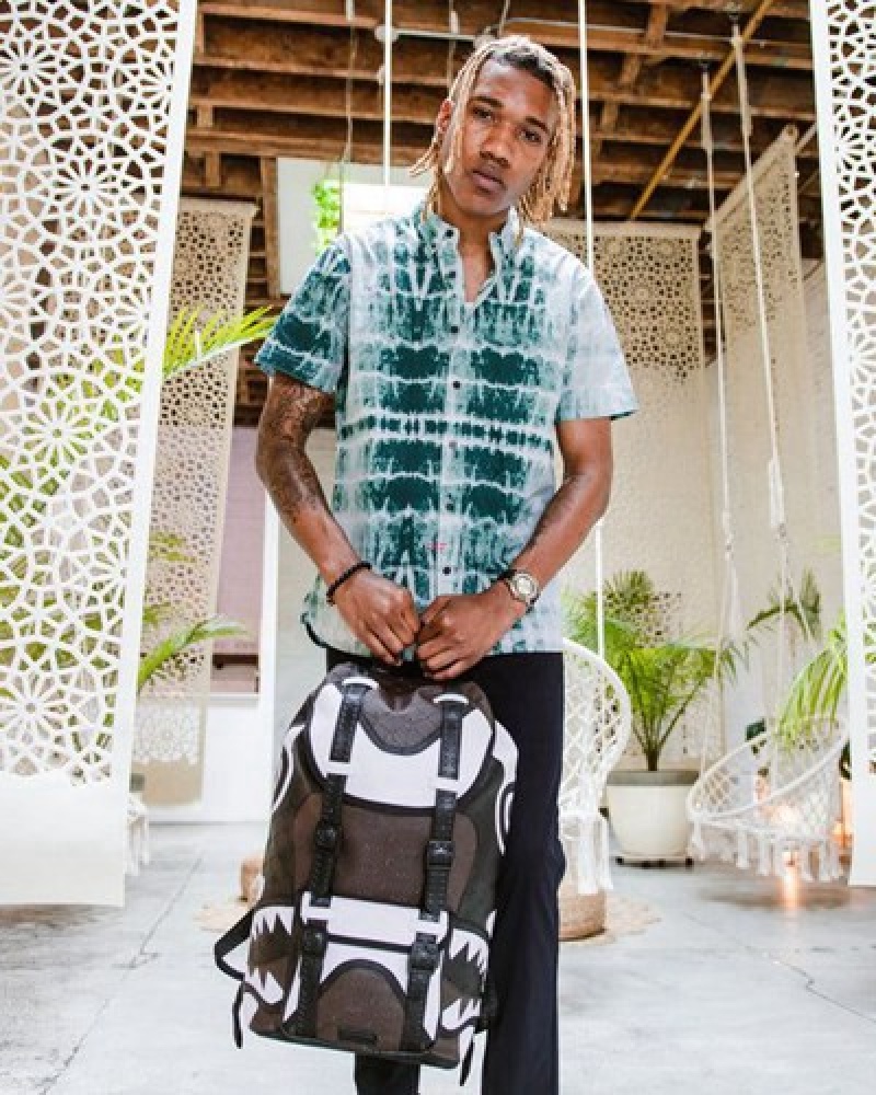 Black / White Sprayground V.V.I.P. Hills Backpacks | 29678-DBYK