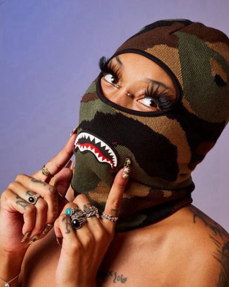 Camo Sprayground Camo Shark Ski Masks | 38572-UQXM