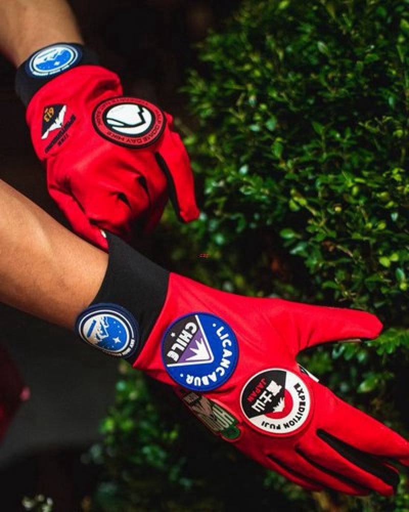 Red Sprayground The Global Expedition Gloves | 87109-JZYK