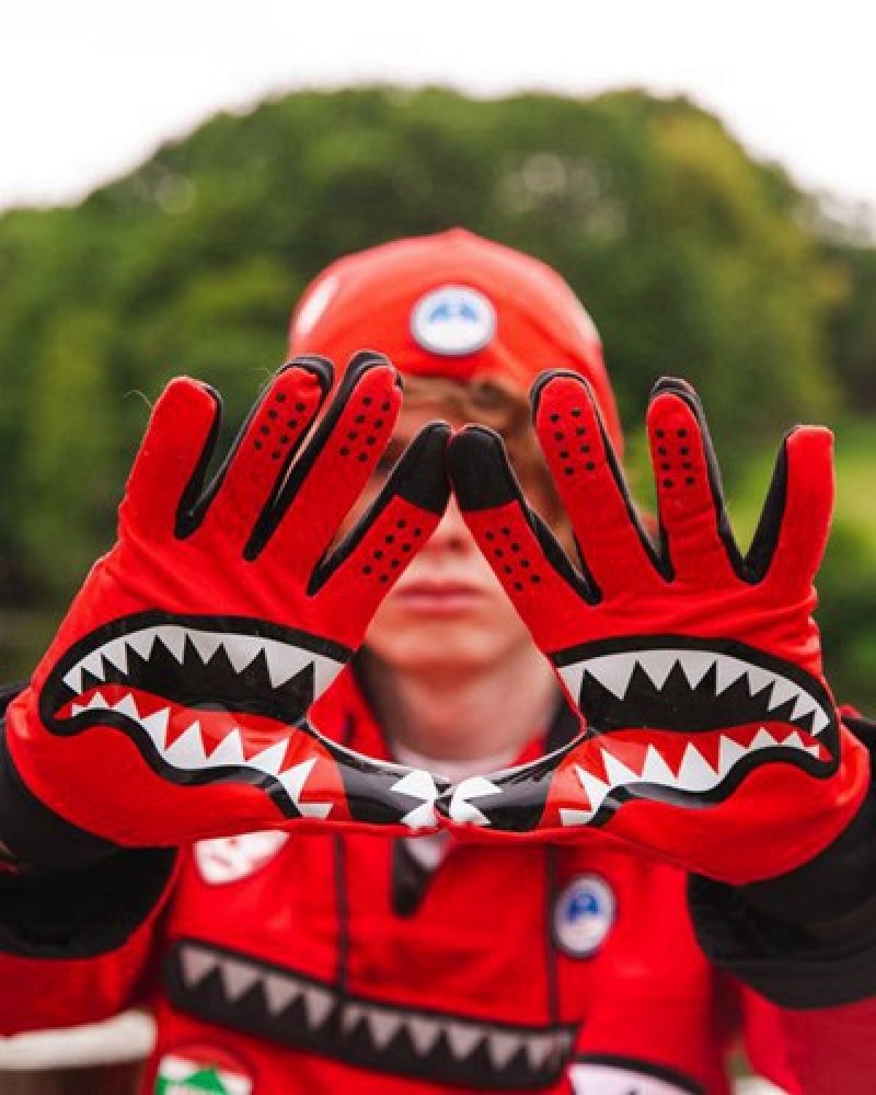 Red Sprayground The Global Expedition Gloves | 87109-JZYK