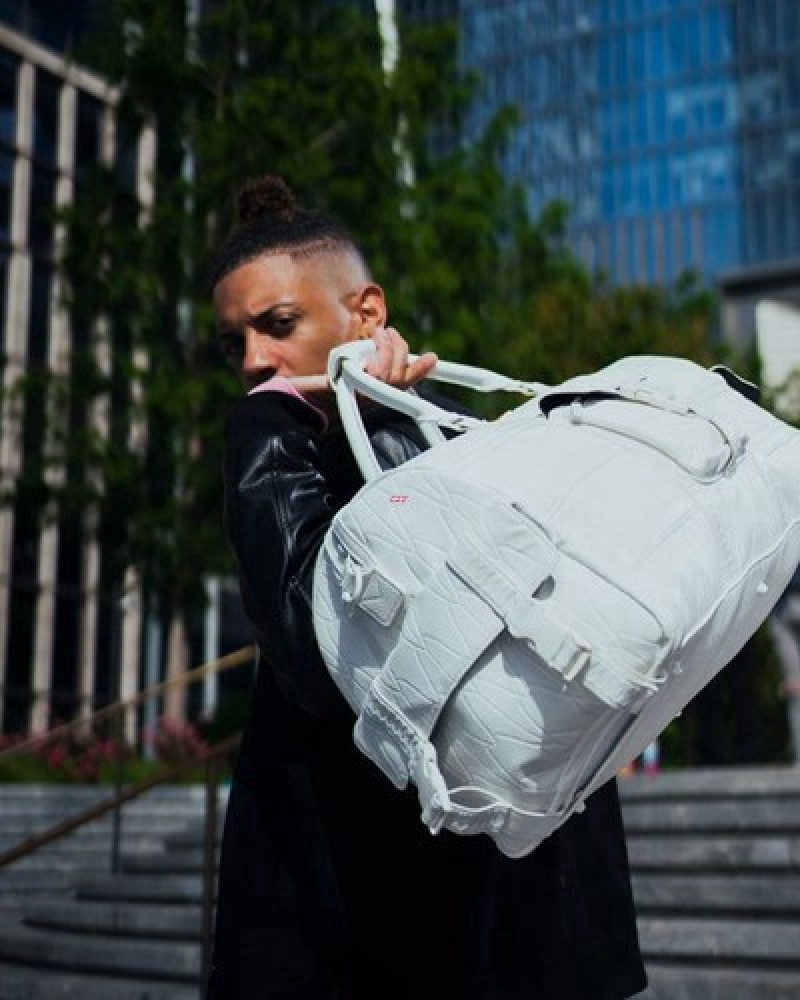 White Sprayground Stratosphere Cargo Duffle Bags | 67503-TSMW