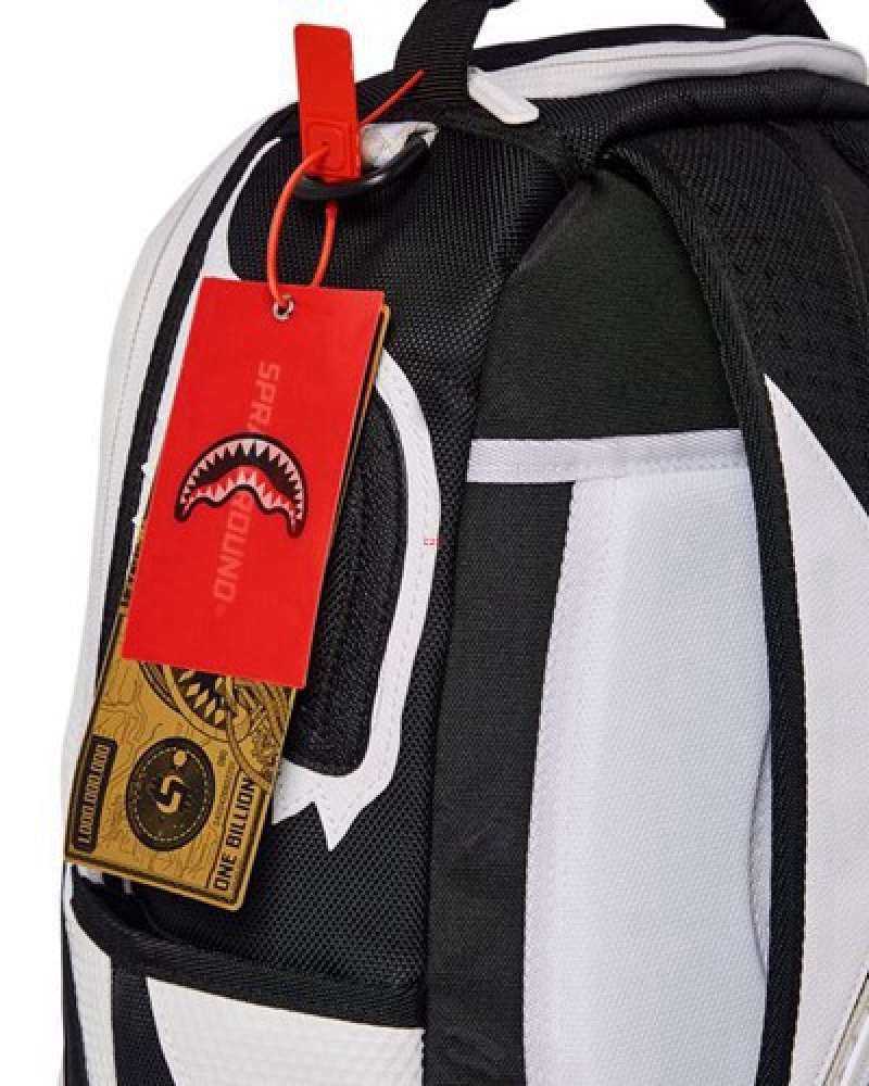 White Sprayground Swerve (Dlxv) Backpacks | 61702-VDWR