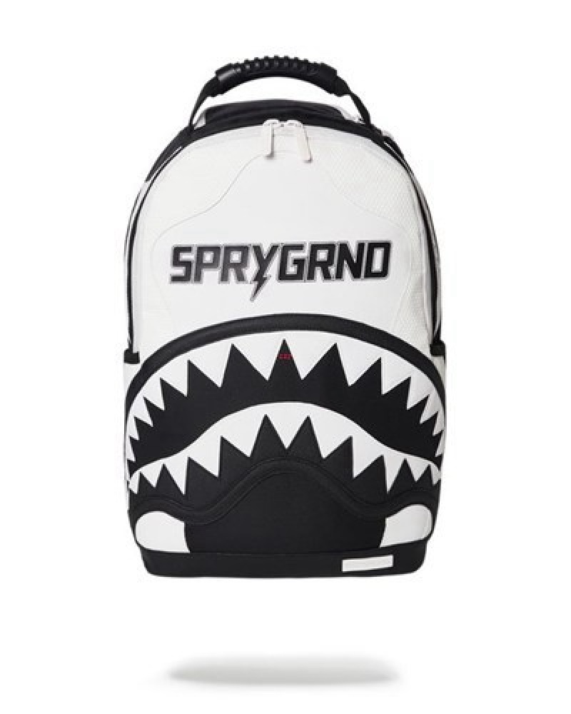 White Sprayground Swerve (Dlxv) Backpacks | 61702-VDWR